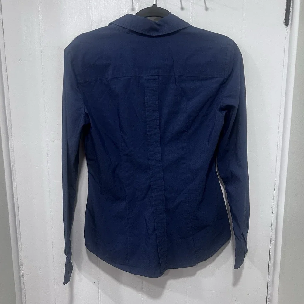 NY & Co Blue Fitted Button Up Women Blouse Cotton Blend Size m Career Business